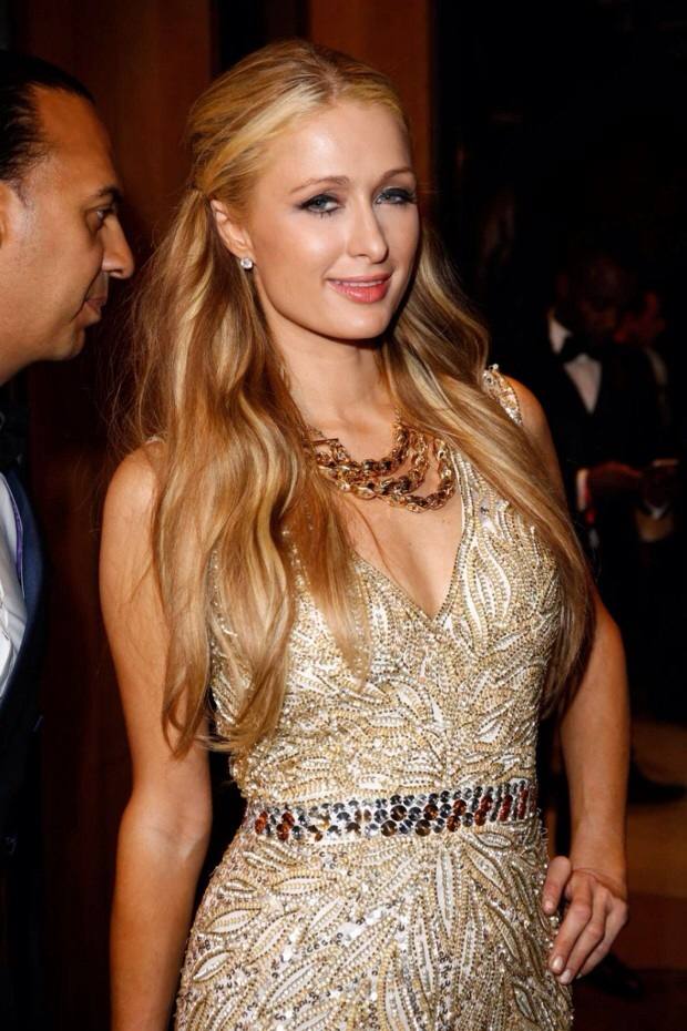 ไฮโช สาว Paris Hilton สุดเก๋ เจิ่ดจรัสในพรมแดงเมืองคานส์ ทำเอาคนตะลืงทั้งงาน