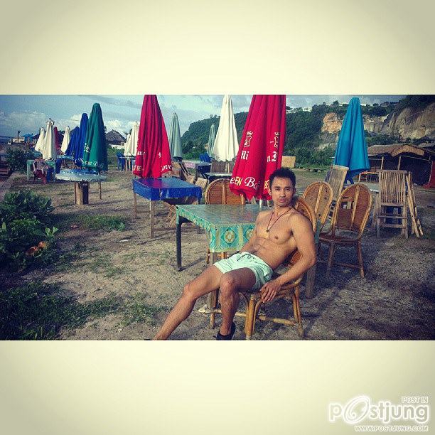 ถอดโชว์เรือนร่าง 808