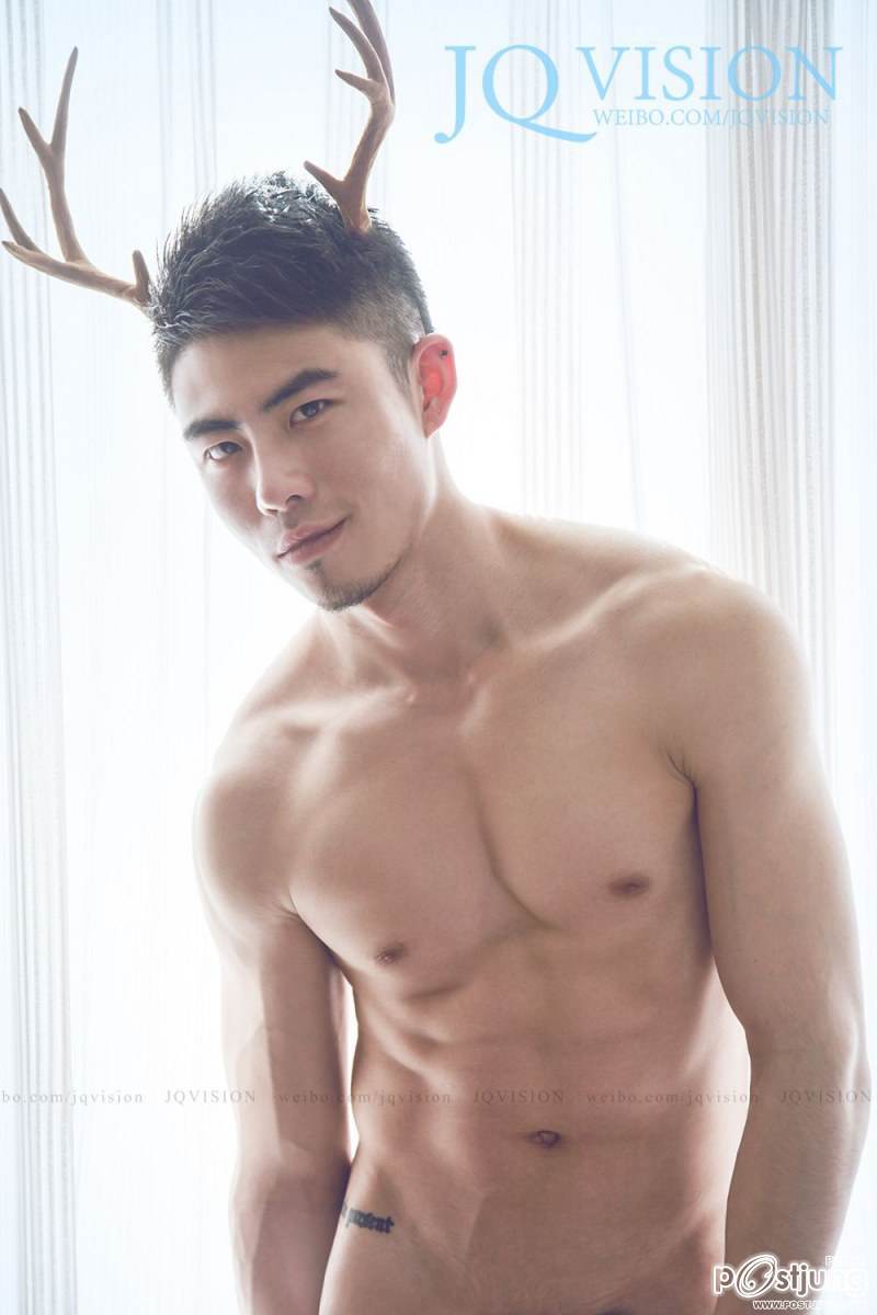 Mr. Reindeer เห็นแล้วอยากขี่กวาง