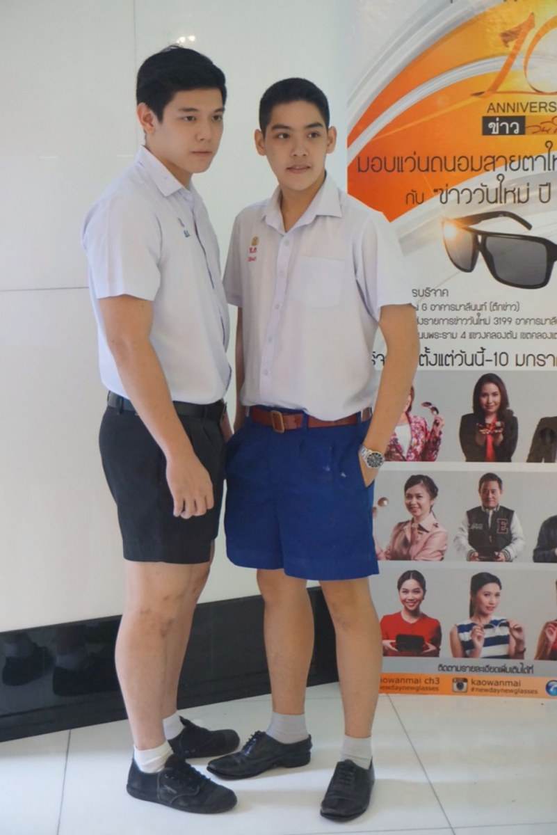 picเบื้องหลังถ่ายคอลัมน์นักเรียนของ ยงยุธ-ธนา-เอส-กี้