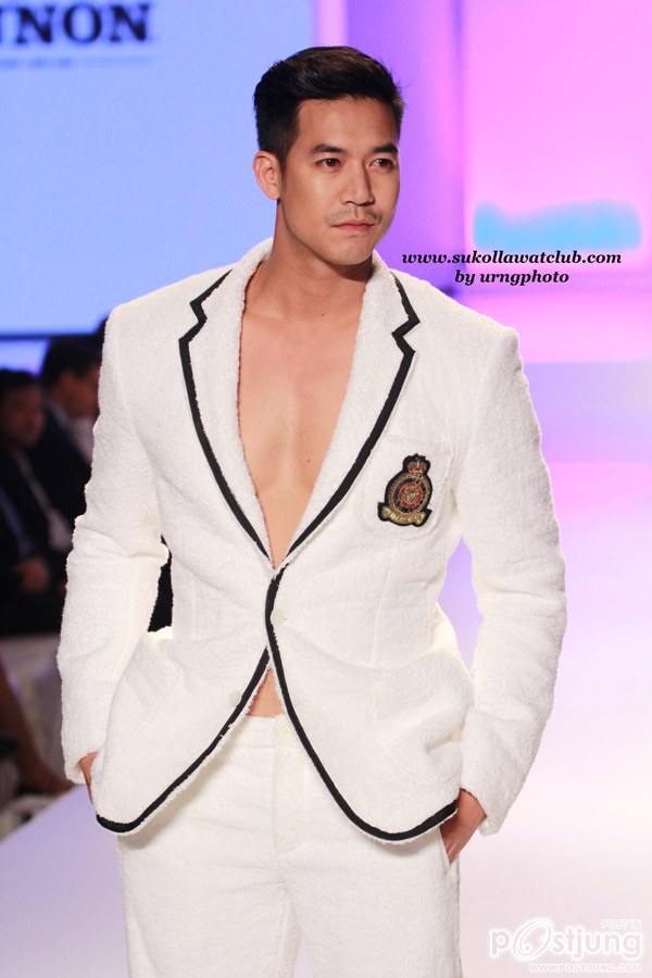 อกอ้ายน่าซบแท้