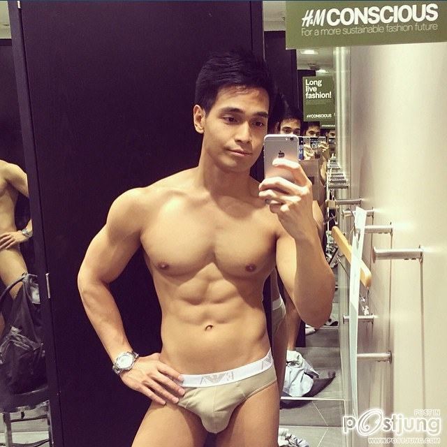 บ้า/ผช.ตามนั้นเลยตงๆ