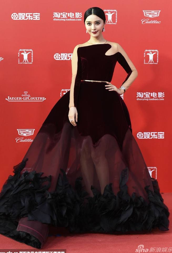 Fan Bing Bing สวย สง่า เลอค่า ปังมากๆ@งานเทศกาลภาพยนตร์นานาชาติครั้งที่ 18  Shanghai International Film Festival 2015