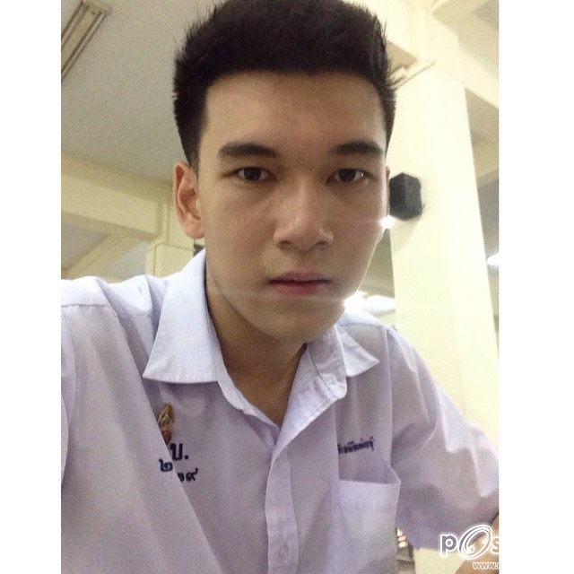 หนุ่มน้อยหน้าใส วัย17 IG@EMNUP	 ️