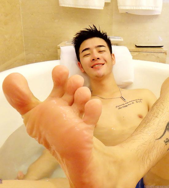 ตี๋หล่อน่ารัก