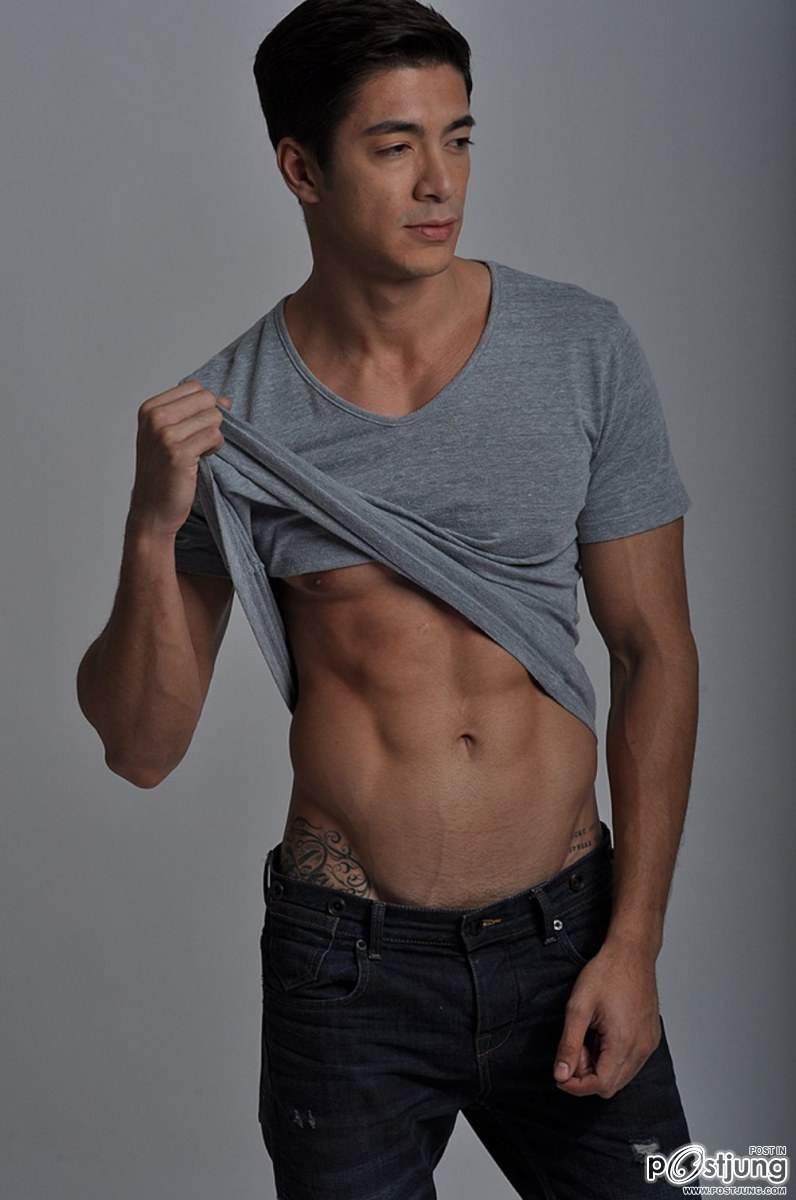 บ้า/ผช.ถอดเสื้อ010