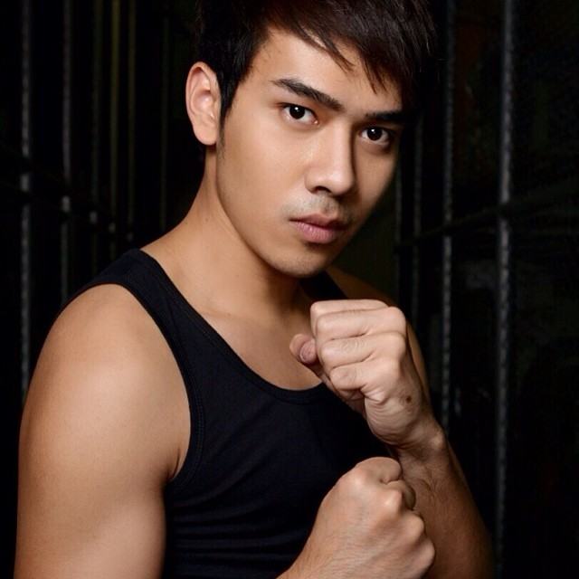 เสียวซี้ด!!! บอม Mister International Thailand 2013 โชว์ตุงลงนิตยสารชื่อดัง