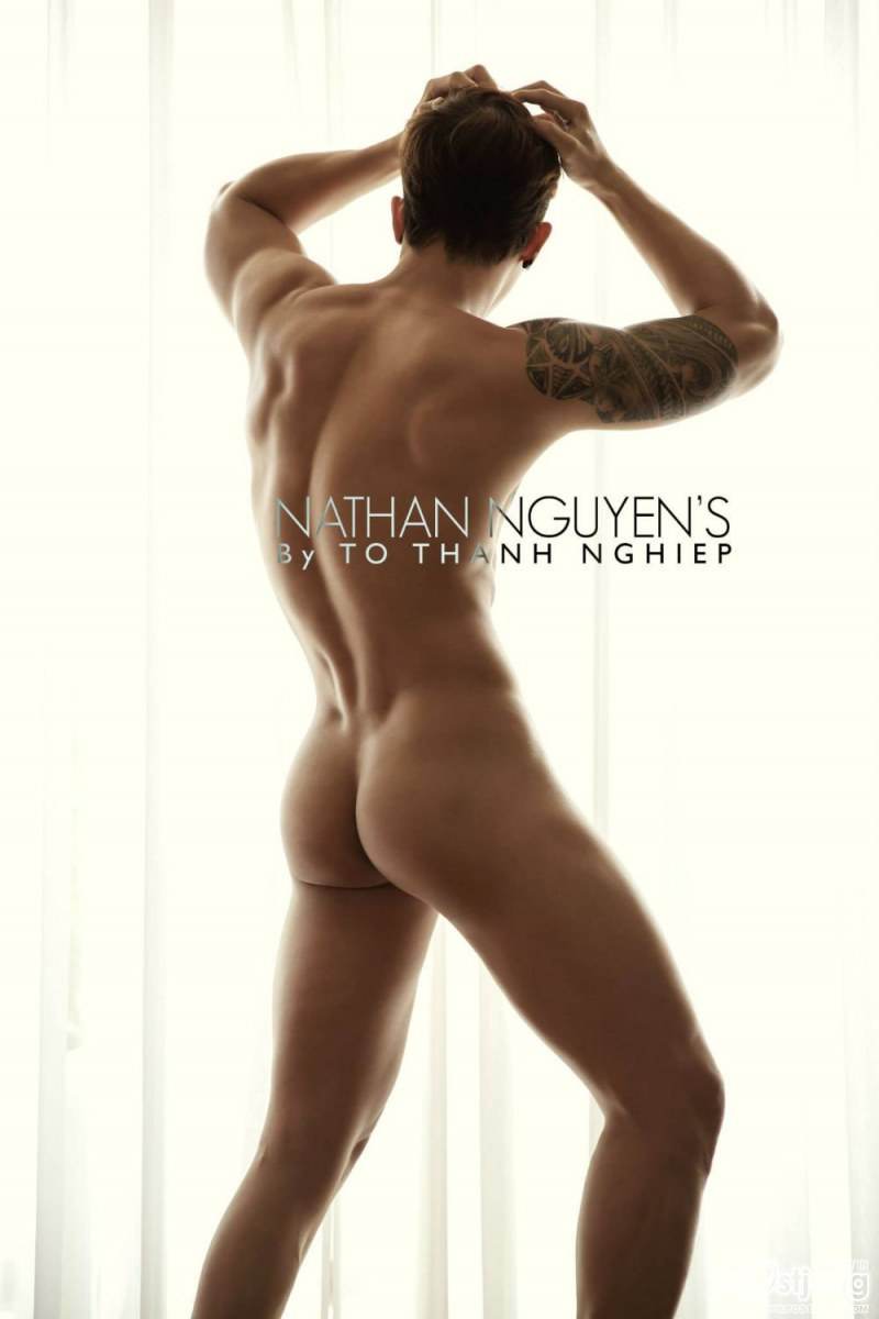 หนุ่มเวียดนาม รอยสักสวยหุ่นแซ่บ Nathan Nguyen