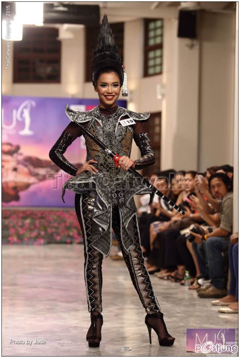 งดงาม อลังกว่าทุกปี สาวงาม  Miss Universe Thailand 2015 –รอบ Creative Thai