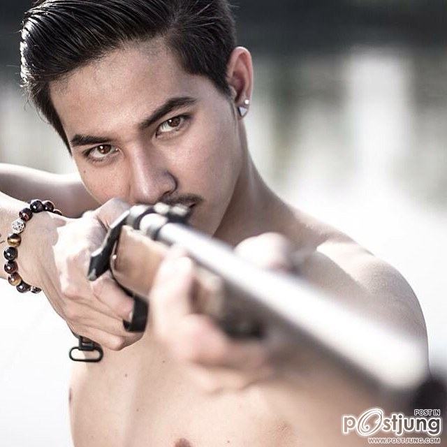 บ่าวเหนือนาย Kev Peeraphon Wawongmun IG@PKEV69