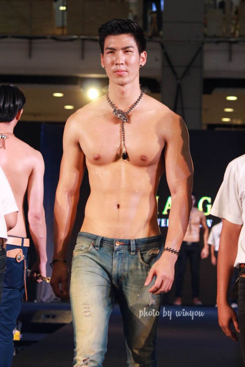 พี ออฟ นัท @ Change Jewelry Show