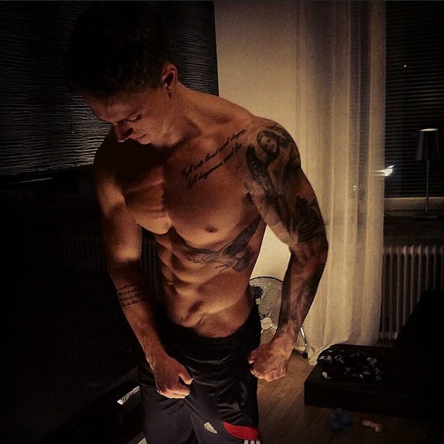 Muscle men From IG 213