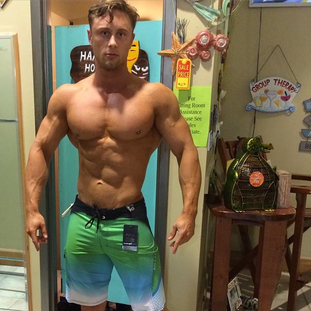 Muscle men From IG 222