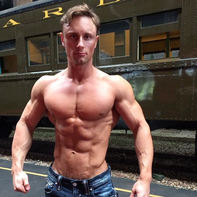 Muscle men From IG 222