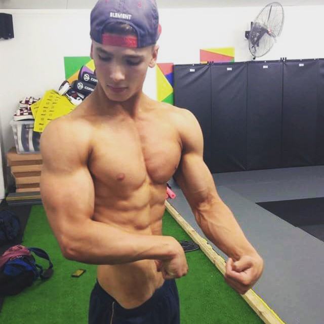 Muscle men From IG 225