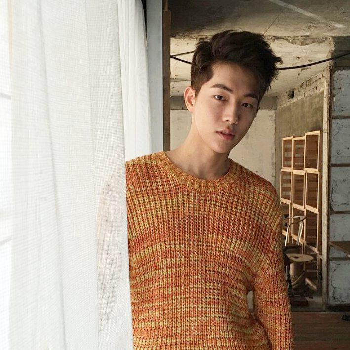 Whoo Whoo Whoo Whoo (I don't wanna cry), Whoo Whoo Whoo Whoo (Please dry my eyes)