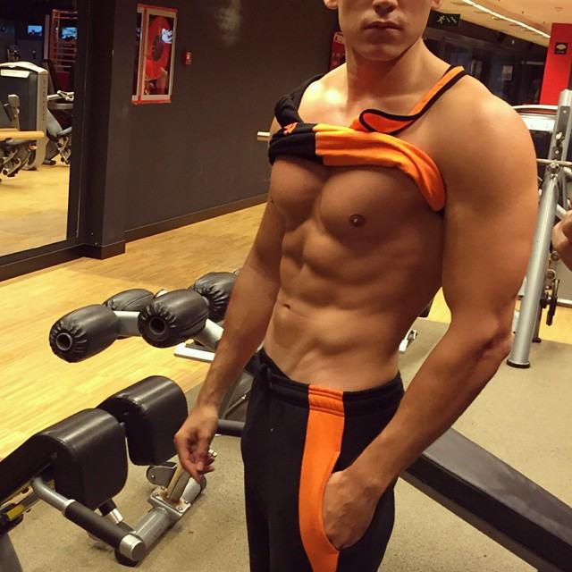 Muscle men From IG 241