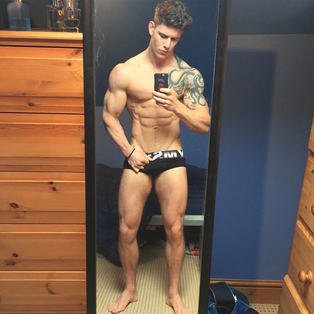 Muscle men From IG 252