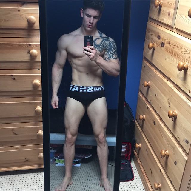 Muscle men From IG 252