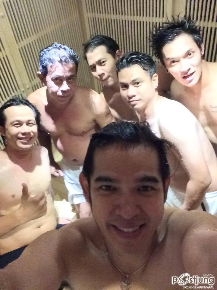 "แชมป์" นิตินันท์ และเพื่อน S.D.F