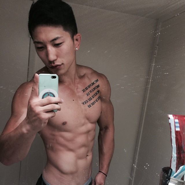 Muscle men From IG 278