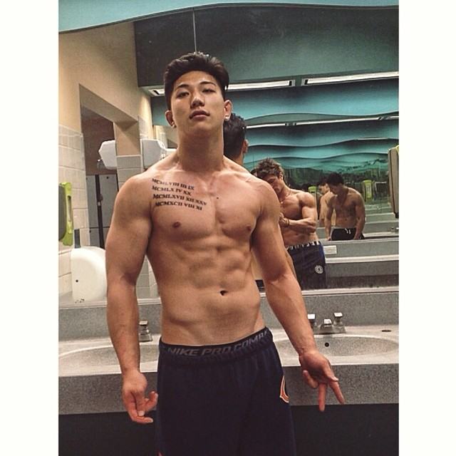 Muscle men From IG 278