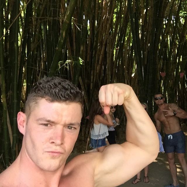 Muscle men From IG 292