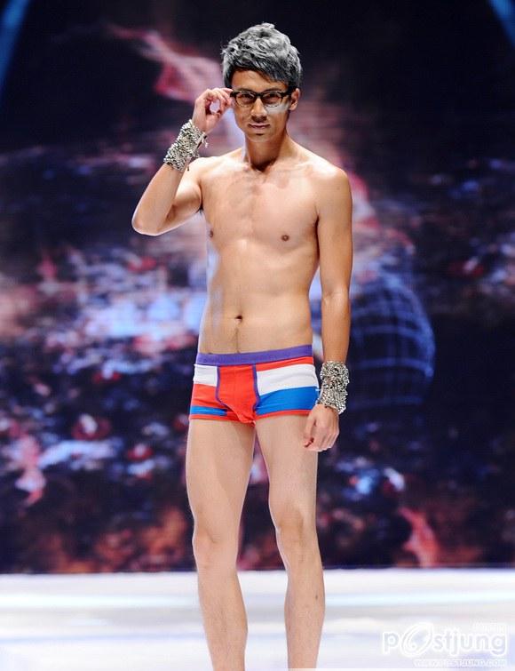 Bench Body AW12 Male Underwear Catwalk