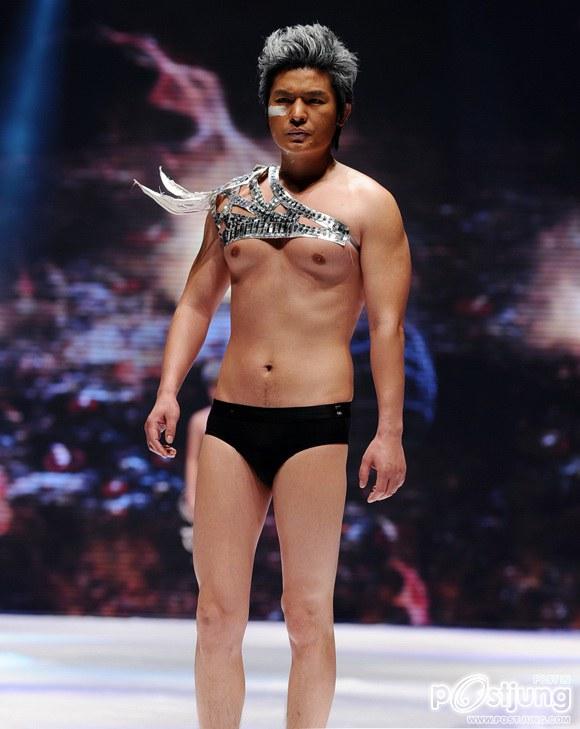 Bench Body AW12 Male Underwear Catwalk