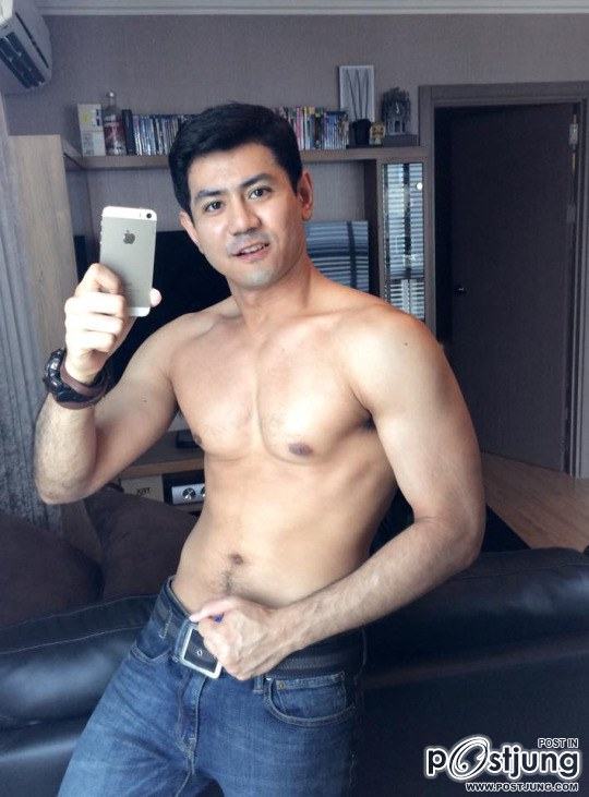 บ้า/ผช.ถอดเสื้อ023