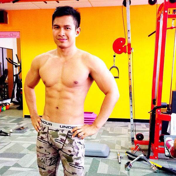 สุดหล่อรับวันหยุด