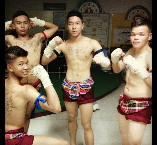 สุดหล่อรับวันหยุด