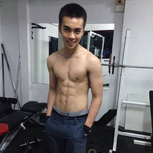 สุดหล่อรับวันหยุด