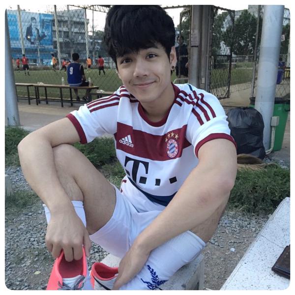 สุดหล่อรับวันหยุด