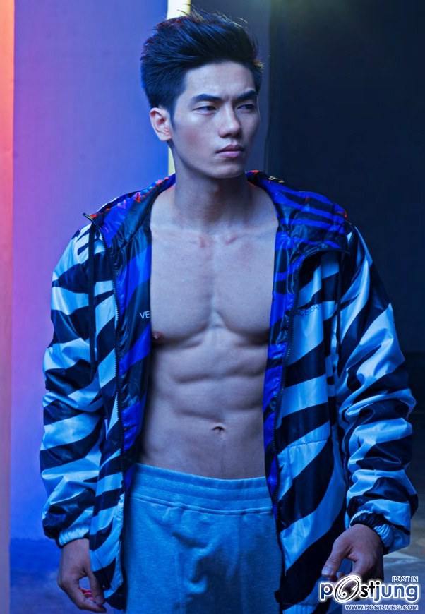 ชายมากมายหลายหีบ011