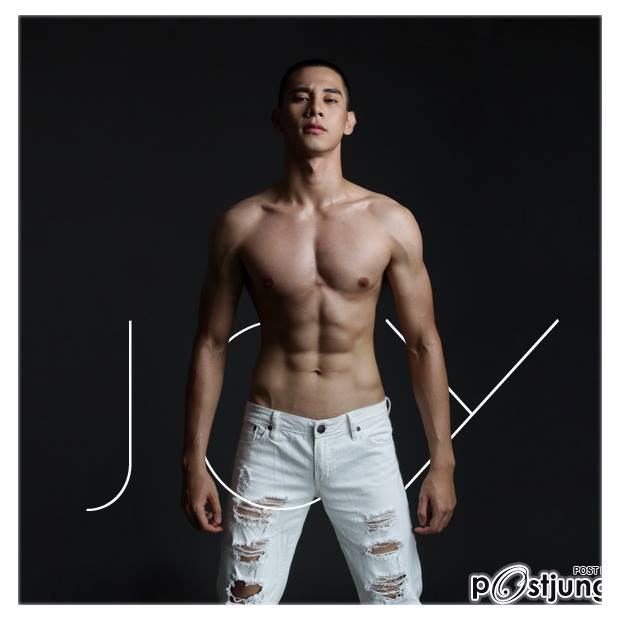 ชายมากมายหลายหีบ011