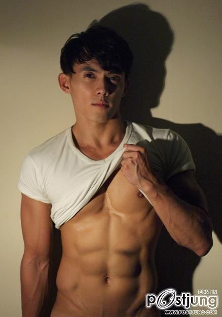 ชายมากมายหลายหีบ011