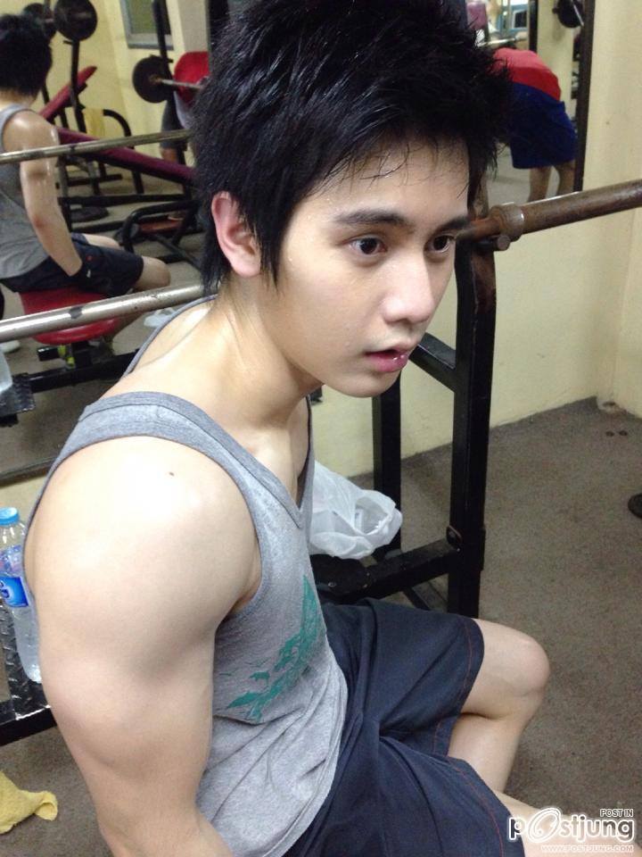 กรี๊ดมากกกกก พี่ฟลุท กานต์ กุลานุพงศ์