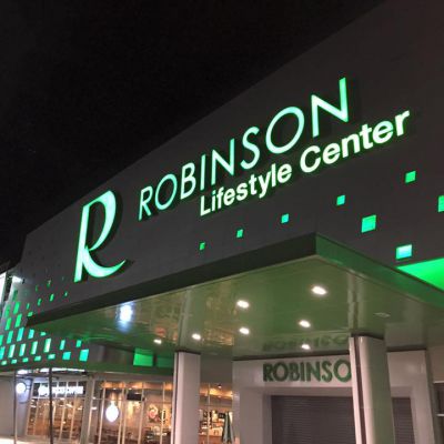 Grand opening Robinson Lifestyle Center Buriram