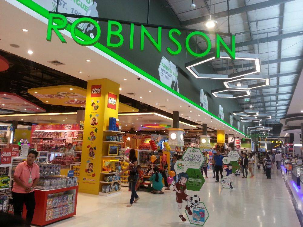 Grand opening Robinson Lifestyle Center Buriram