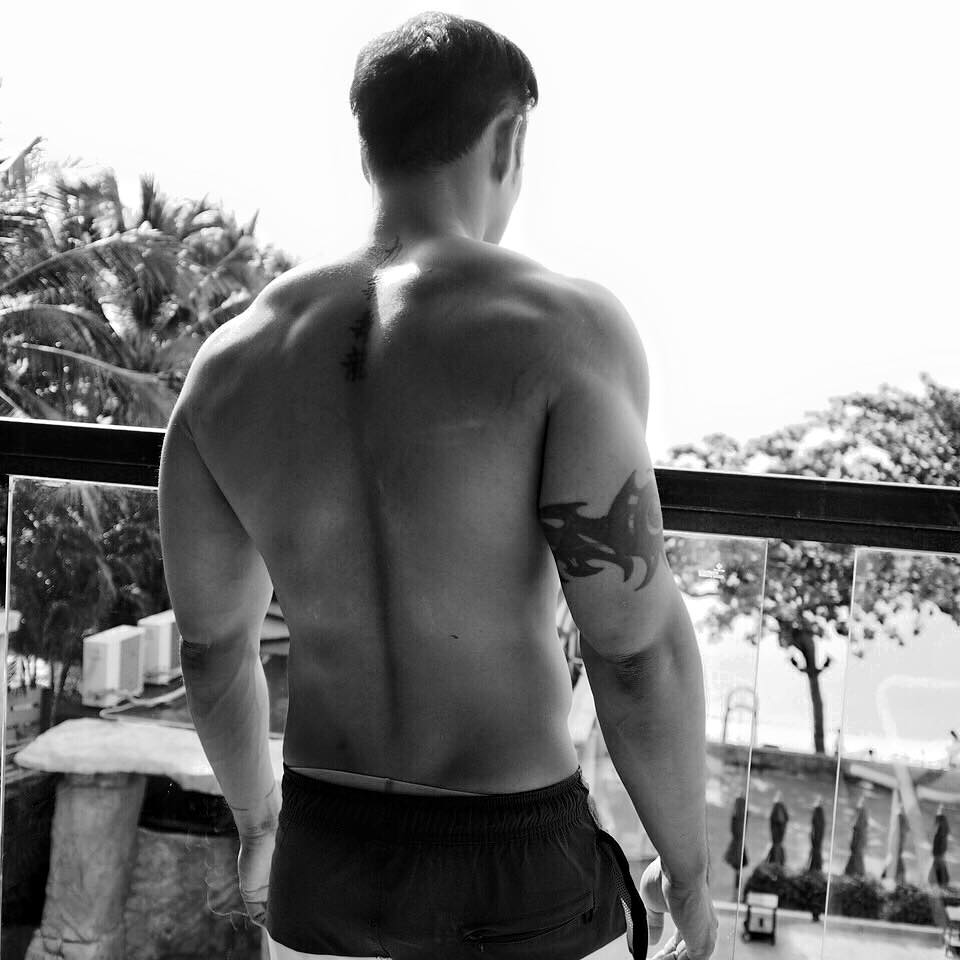 อยากเห็นพี่เค้าถ่ายแบบอีก