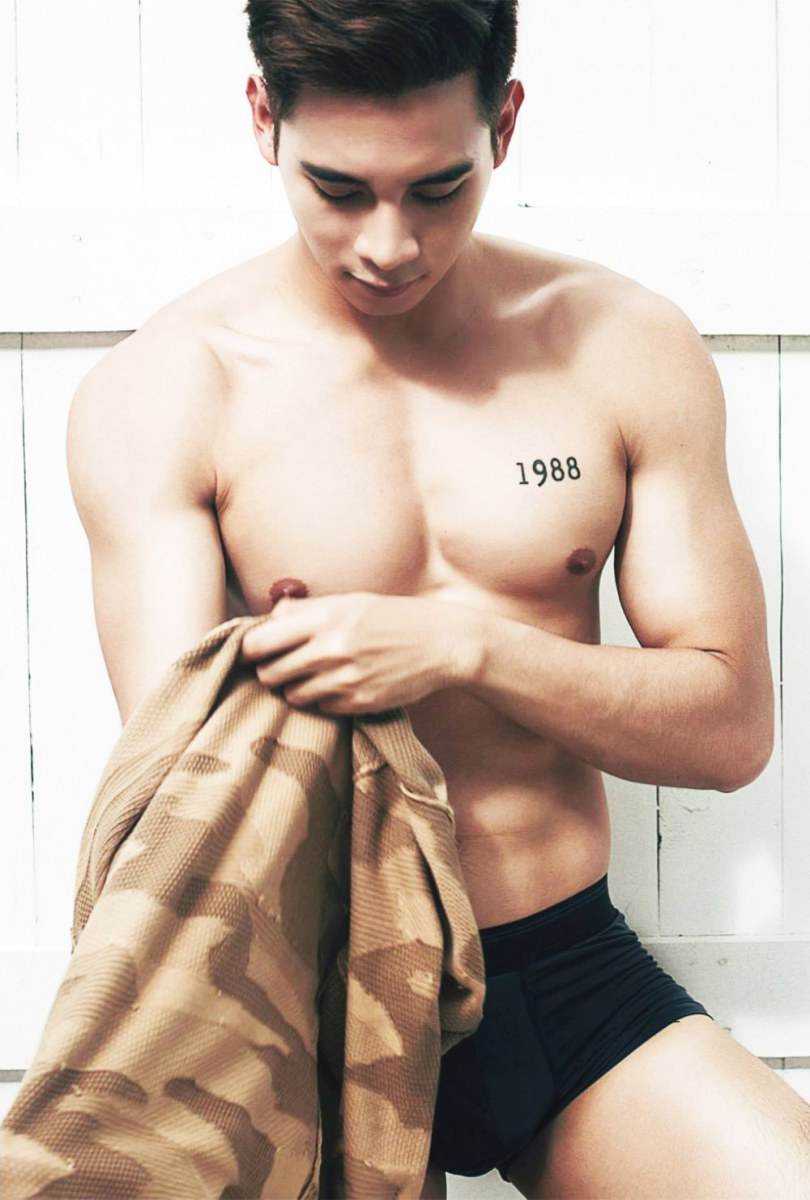 ชายมากมายหลายเข่ง04