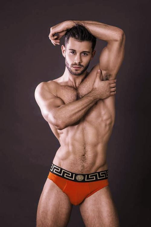 Hot Guy in Underwear 4