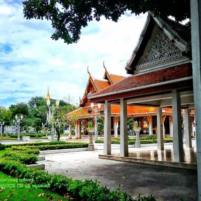 ‪ลานพลับพลามหาเจษฎาบดินทร์