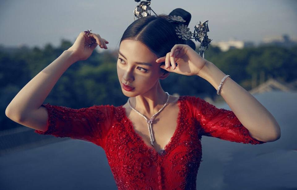 AngelaBaby @ CosmoBride China  September 2015