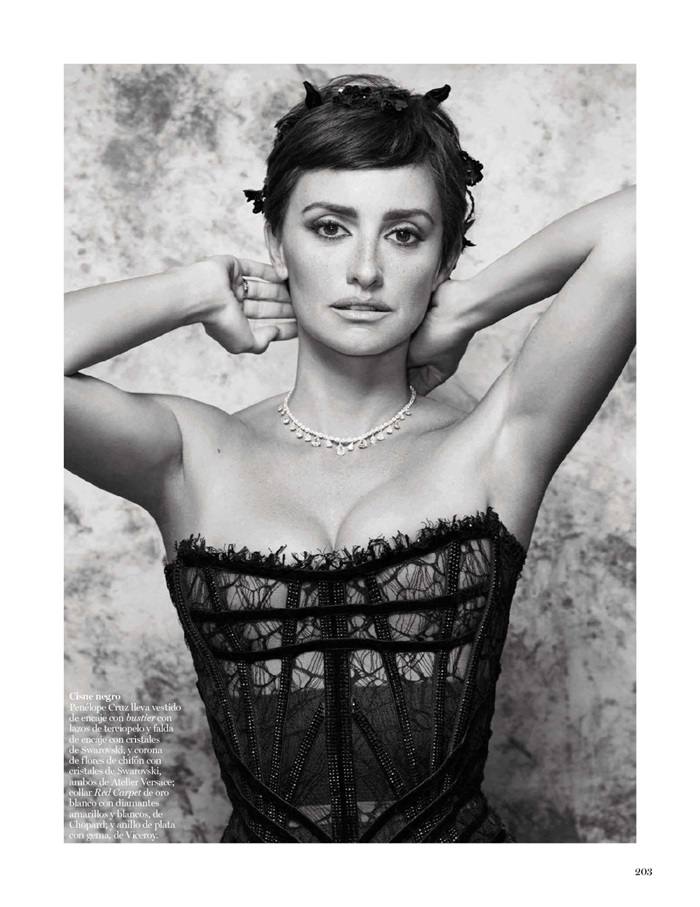 Penélope Cruz @ Vogue España September 2015