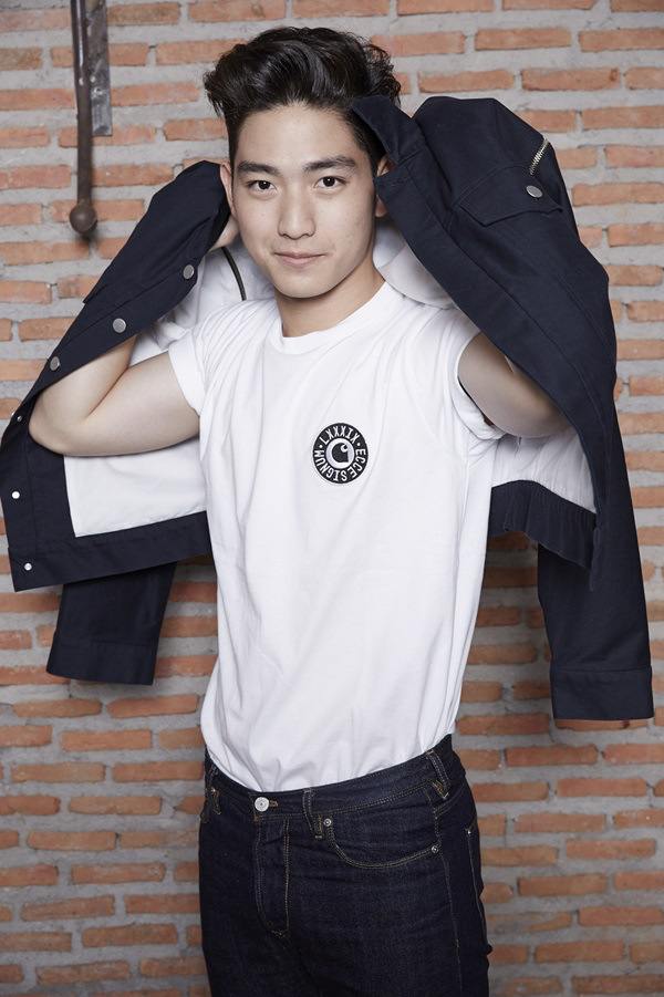 หนุ่มคลีโอ 2015 เลียเลยๆ