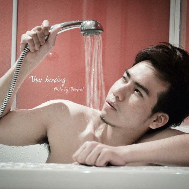 ขาวใส อมชมพู ^^นายพล IG@POLKUB