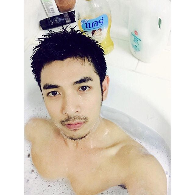 ขาวๆใสๆ นายหนวดเป็นต่อ IG@ TOR5115