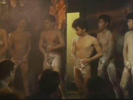 หนังเกย์ฟิลิปปินส์เรื่องแรกที่มาดังในไทย Macho dancer ตีแผ่ชีวิตเด็กขายในบาร์เกย์ [18+]